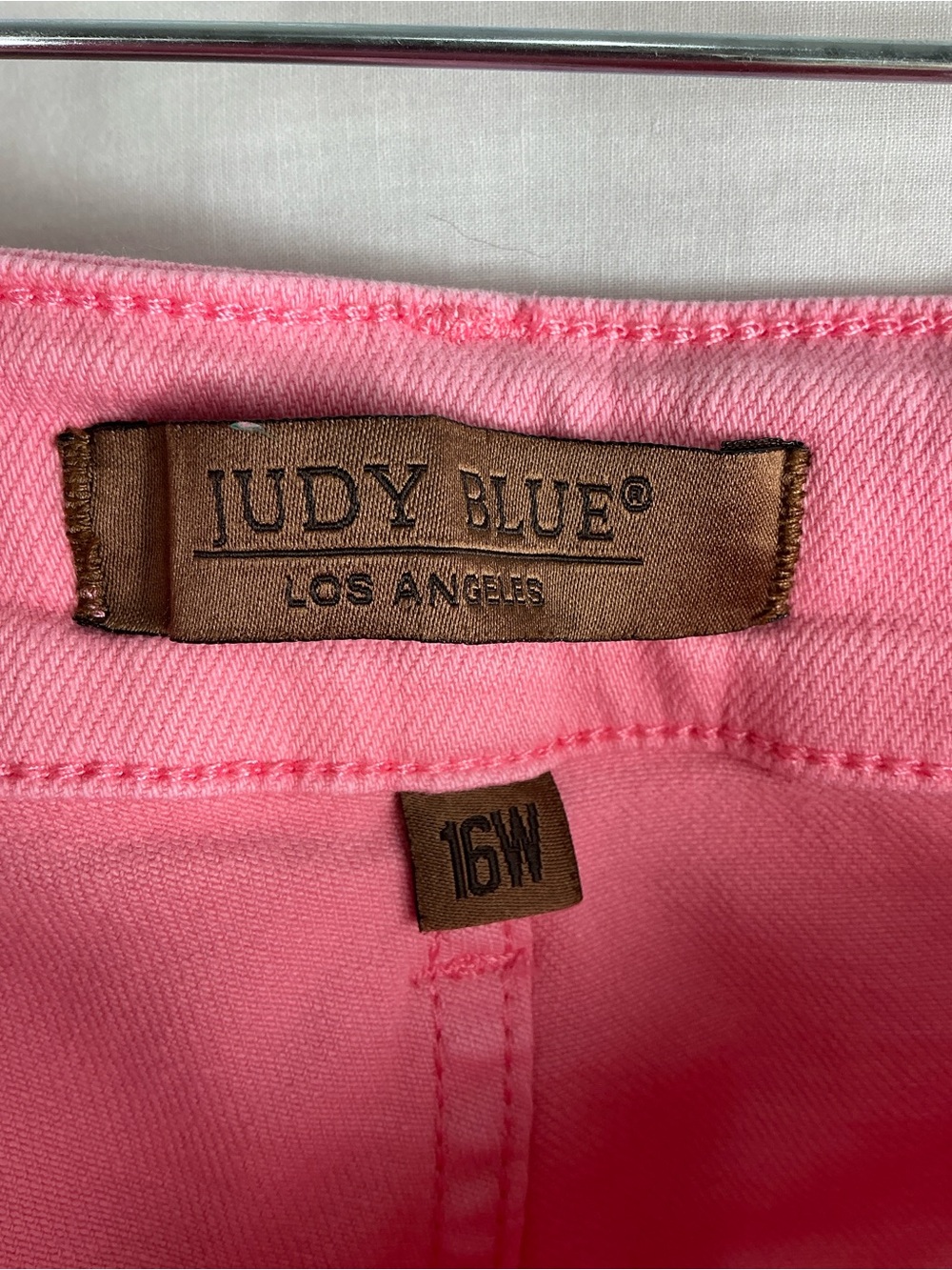 JUDY BLUE Los Angeles Pink High Waist Cargo Jeans - Picture 4 of 5